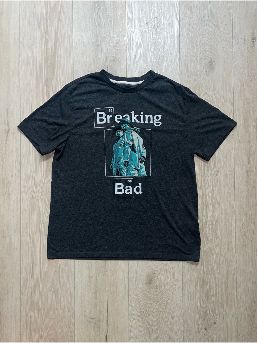 Breaking Bad T Shirt Large Walter White Jesse Pinkman Hazmat Graphic Tee Grey